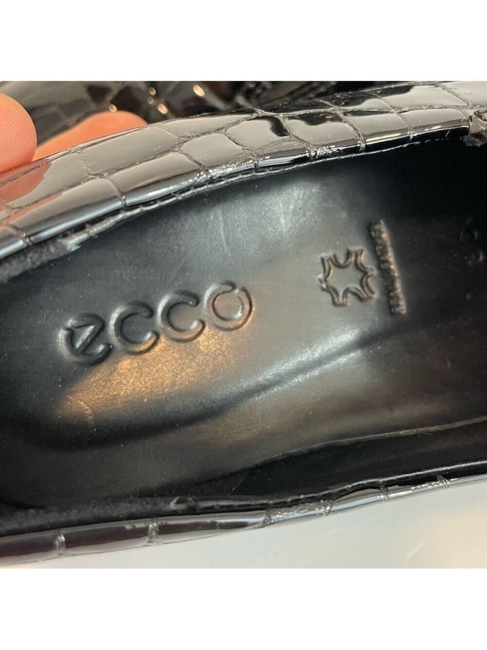 Ecco Felicia Leather Court Shoe Womens 5.5 Black Patent Croc Print Wedge EUC - Picture 12 of 13